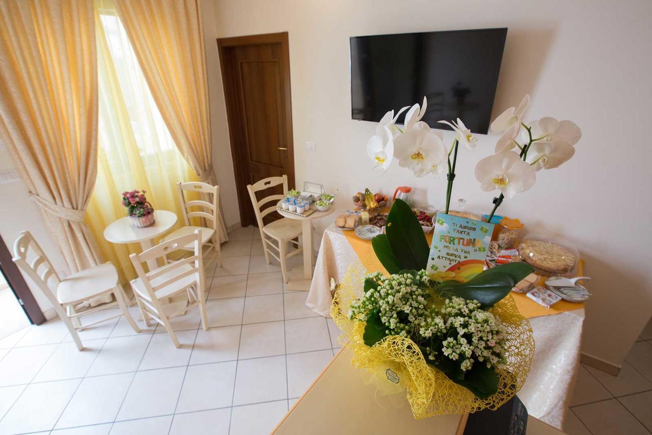 B&B Le Due Gioie Тавьяно Экстерьер фото
