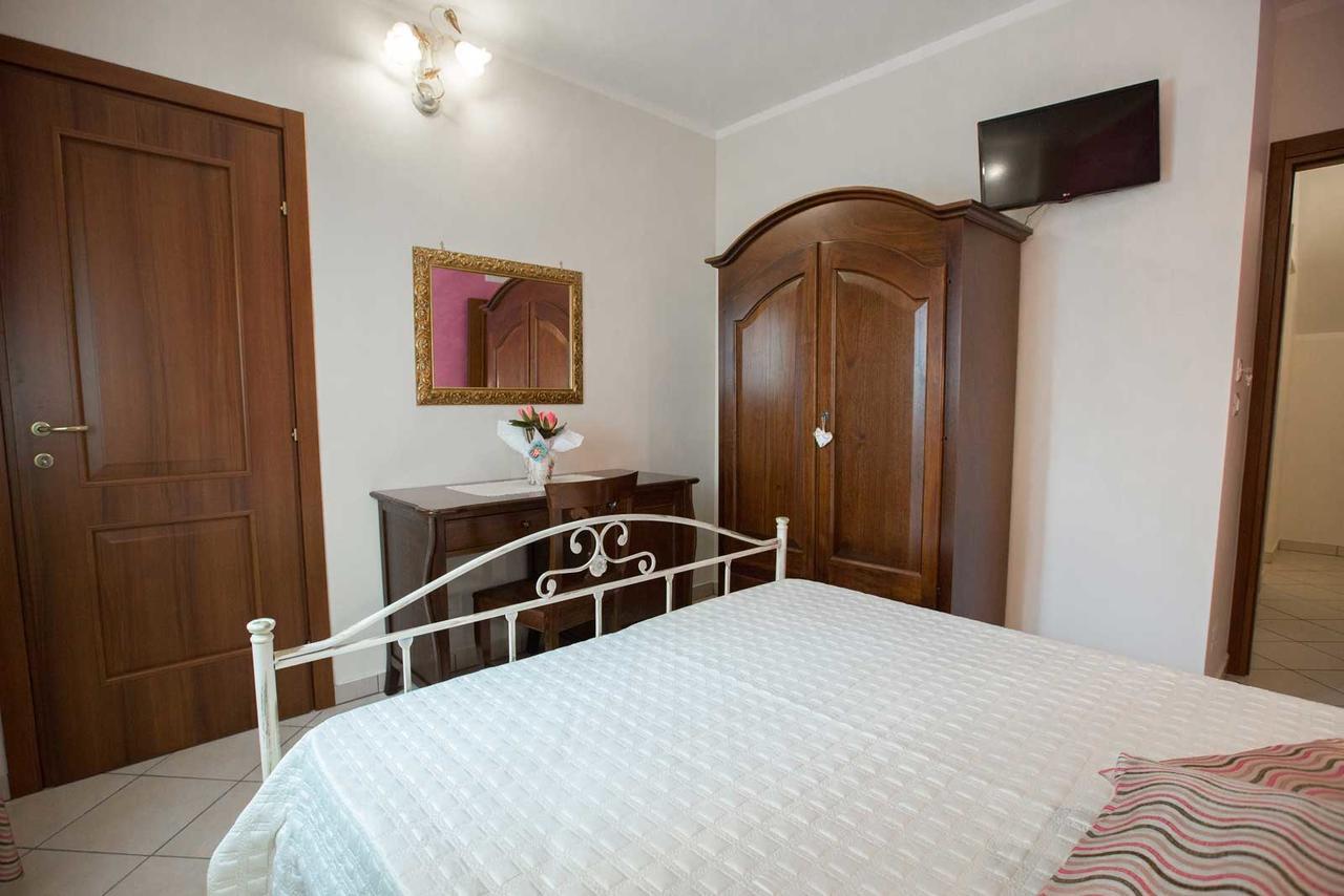 B&B Le Due Gioie Тавьяно Экстерьер фото