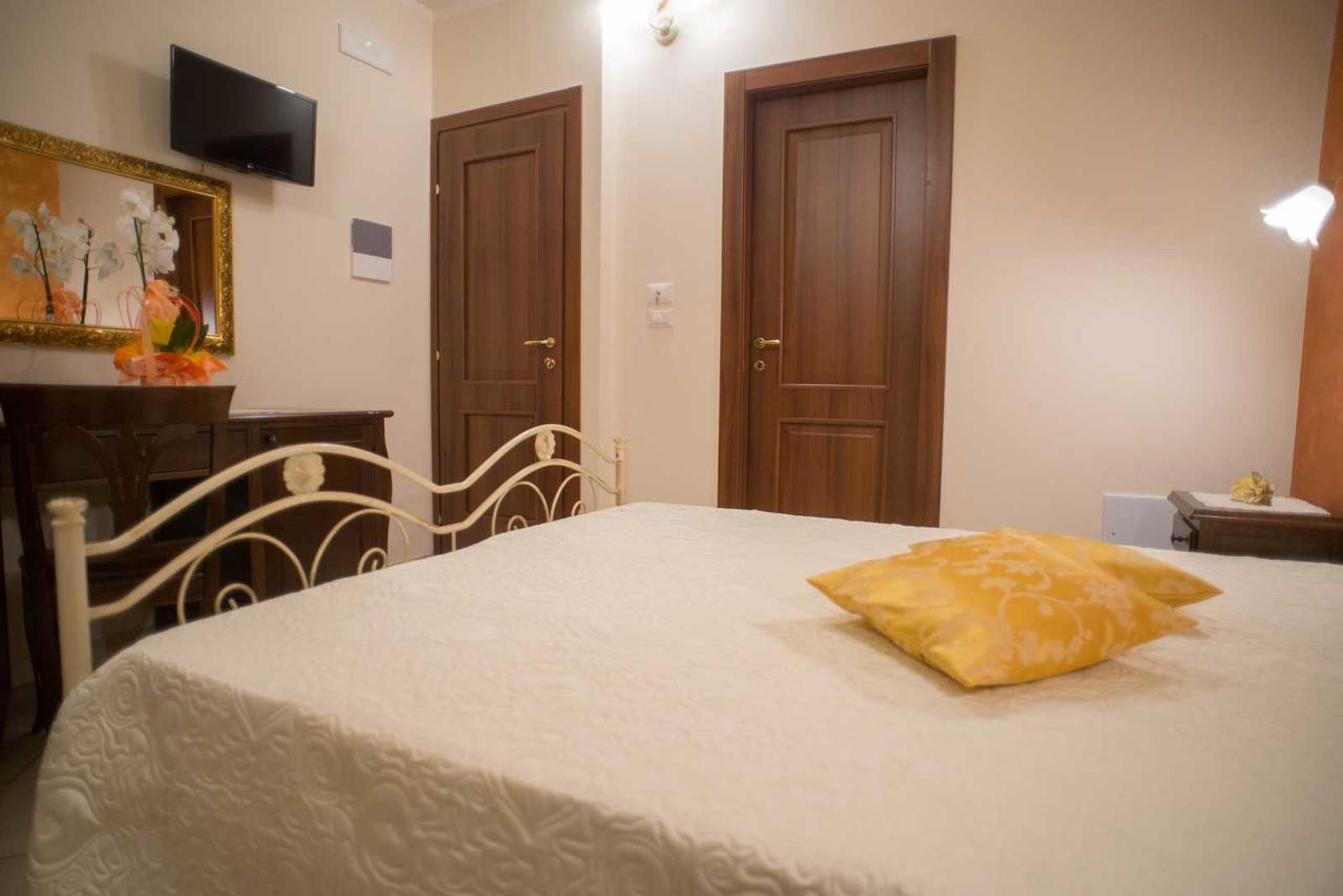 B&B Le Due Gioie Тавьяно Экстерьер фото