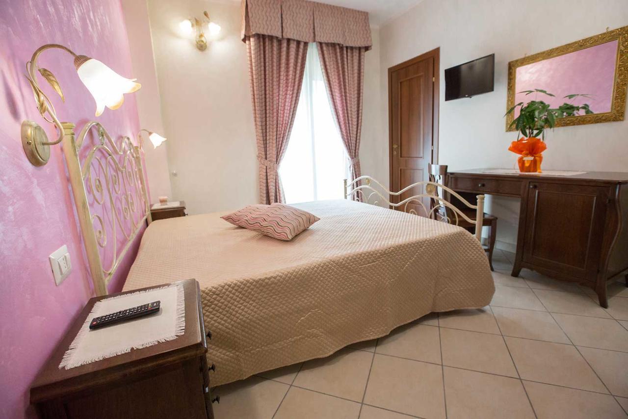 B&B Le Due Gioie Тавьяно Экстерьер фото