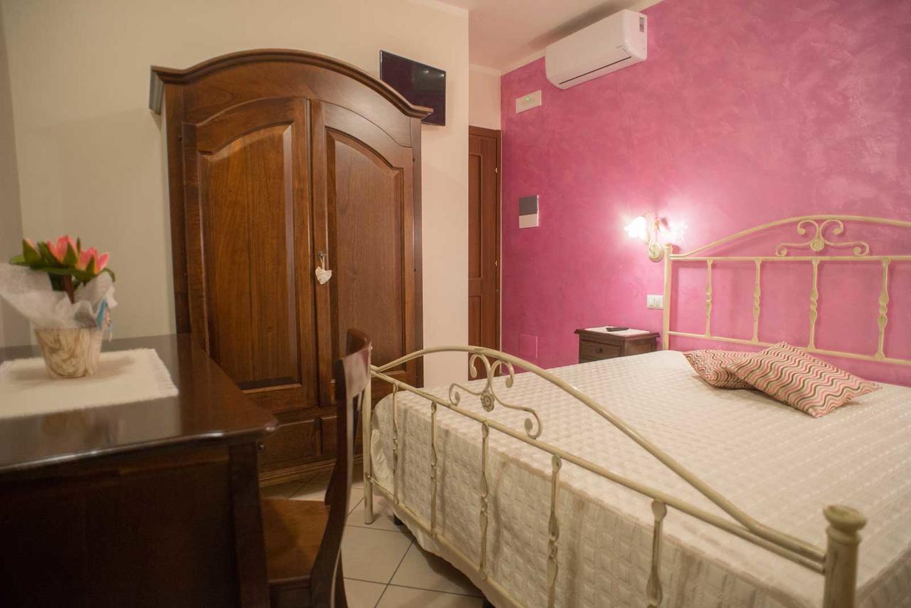 B&B Le Due Gioie Тавьяно Экстерьер фото